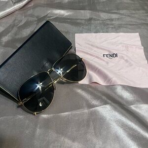 Fendi pilot oversized gold sunglasses